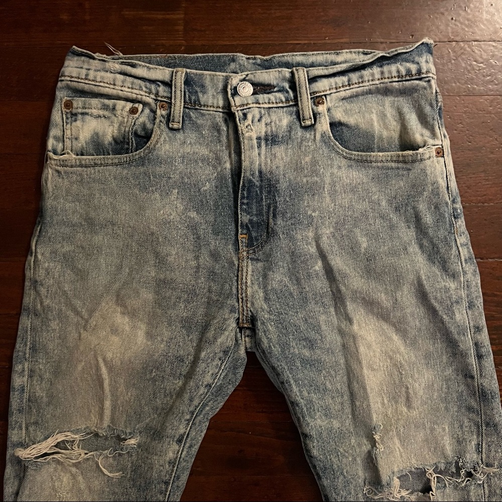 Levi’s 512 light wash jeans